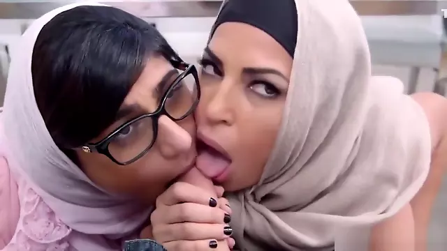 جلقCumshot Compilation, تلفیقی عربی, دختر عرب, عرب سه نفره سکس, ساك زدن خشن, کیک خامه ای, منى پاش داخل