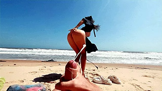 Culi In Spiaggia, Nude In Spiaggia, Milf Brunetta, Masturbate Teen Brunetta, Milf Sborrata