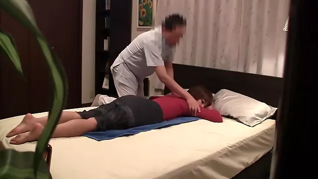 Tricking A Wife Into An Oil Massage... - Part.1 P1