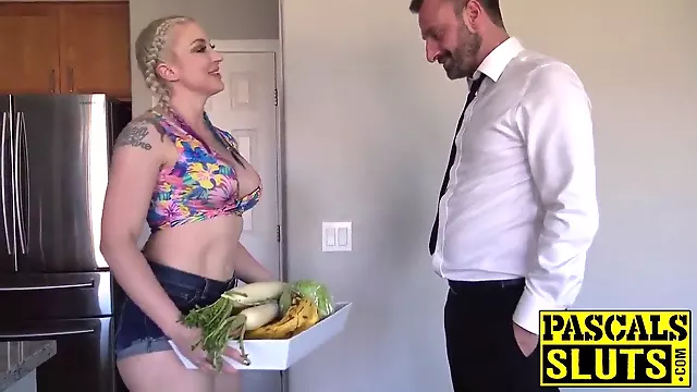Leyla Falcon gets her ass fucked by a cock and vegetables