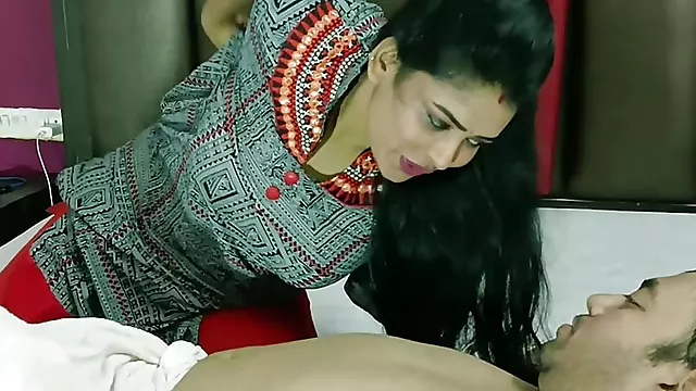 Indian Hot Bhabhi Sex! Real Sex at Home