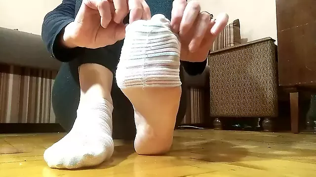 Feet, ankle sprain fetish, socks off