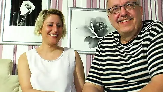 Blonde german milf opens her pussy desperate to be penetrated by two big cocks while being filmed in pov inside the room