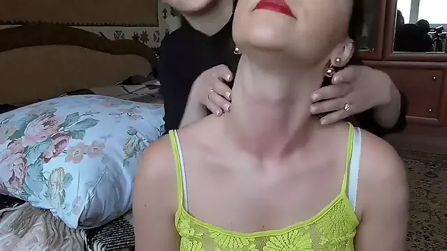 Female Neck Fetish